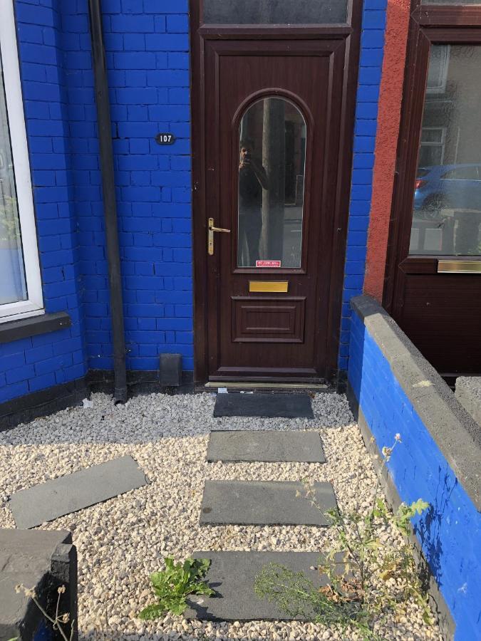 Blue House Lincoln Exterior foto